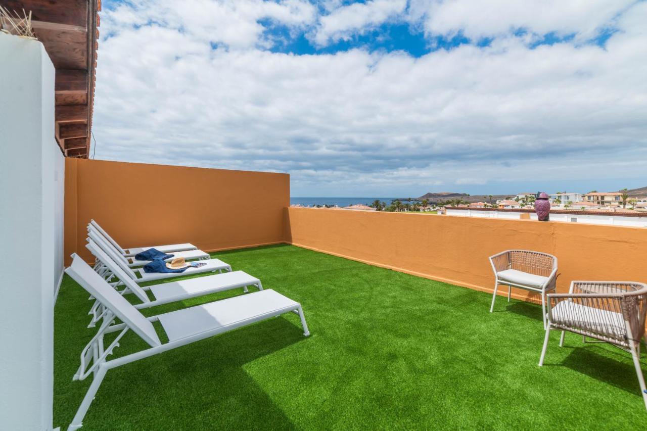 Atico Cholas By The Beach San Miguel de Abona Exterior foto